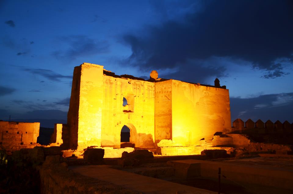 Imagen de la Alcazaba de noche