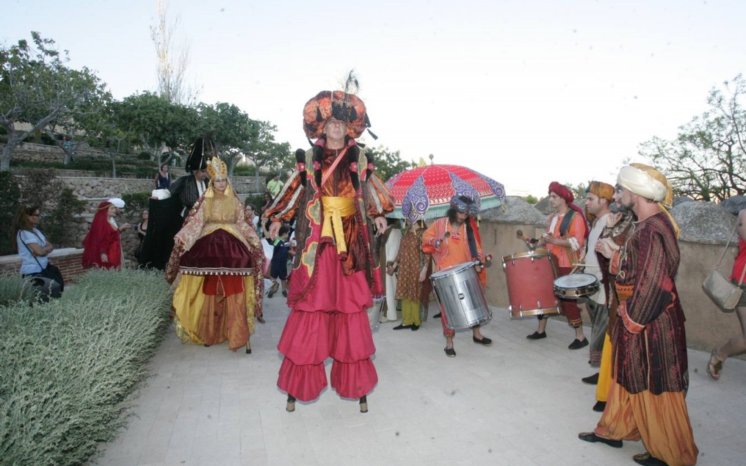 Pasacalles de la duda teatro