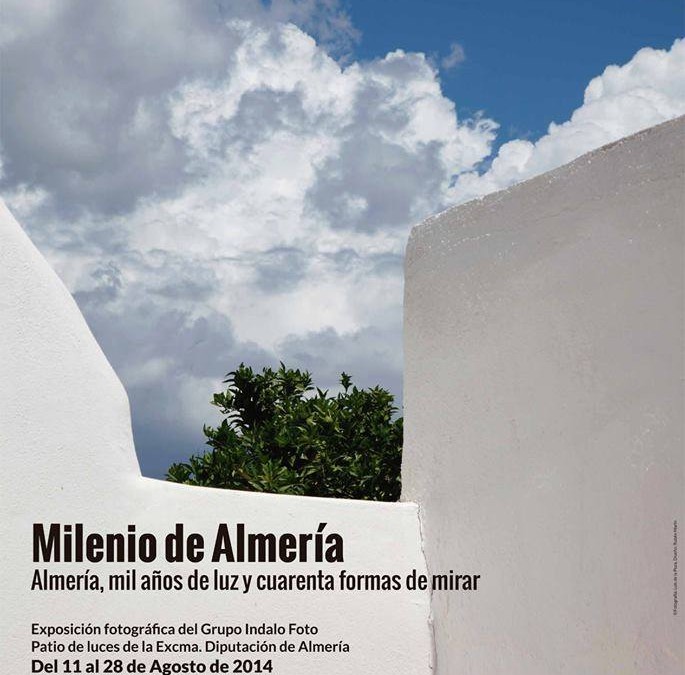 cartel mil años de luz indalo foto